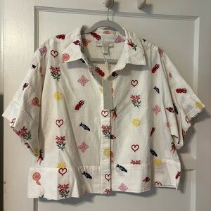 Caroline Constas top